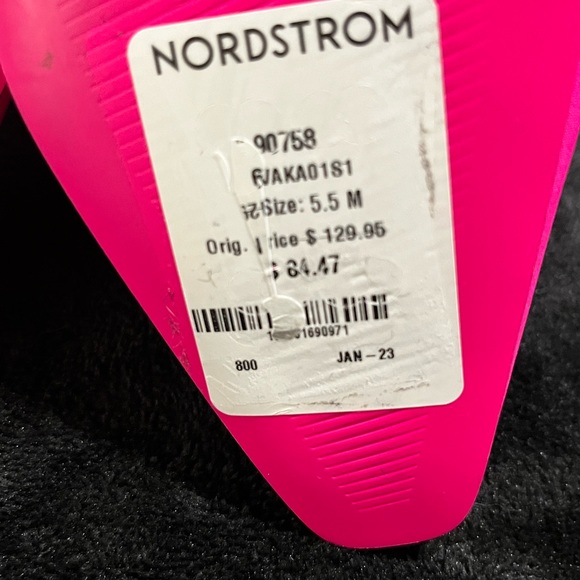 STEVE MADDEN Pink Vakay Sock Bootie - Picture 7 of 9